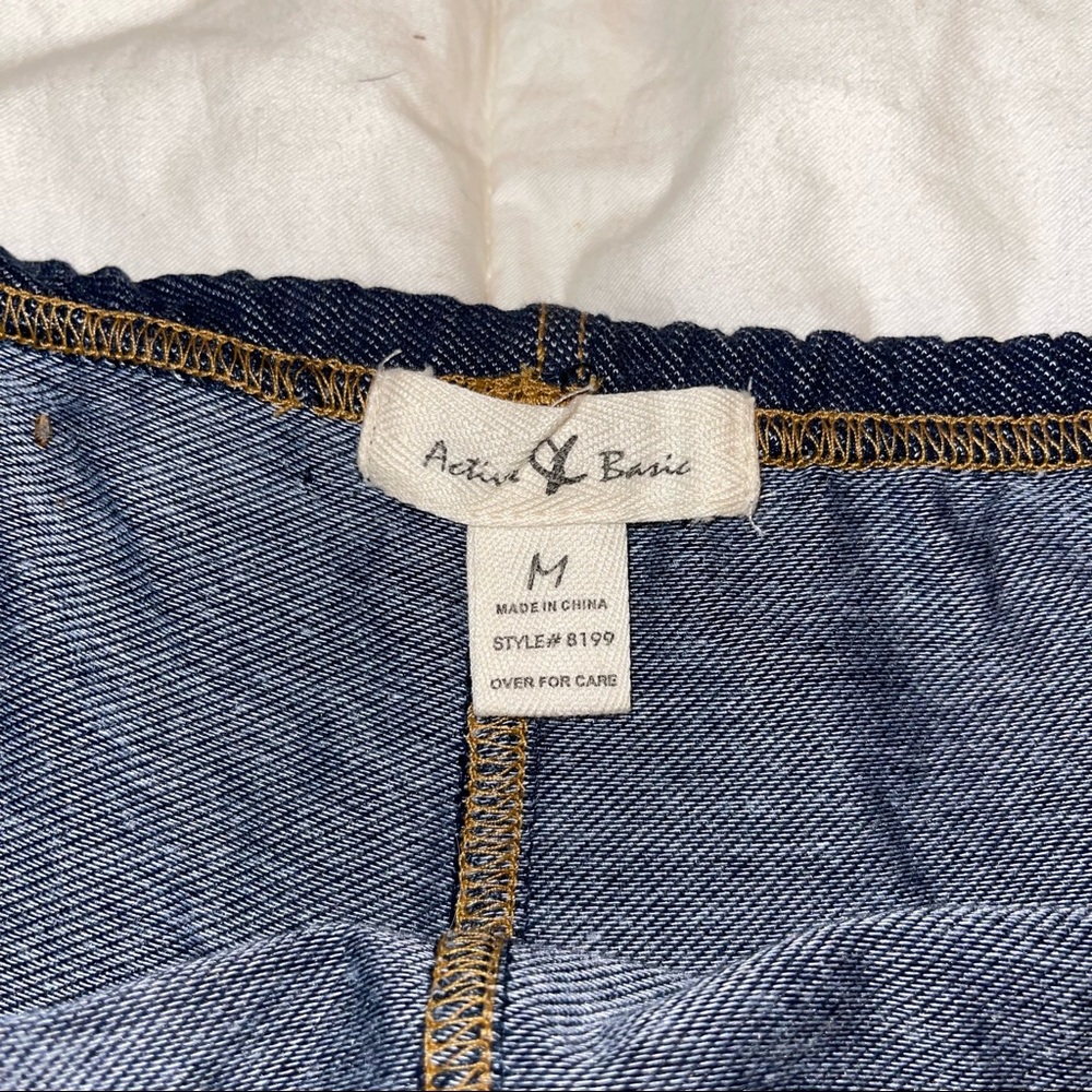 Active Basic Medium Size Jean Jeggings Never Worn… - image 6